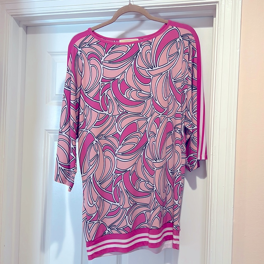 Beautiful, pink, white and black art deco, inspired Michael Kors top size M